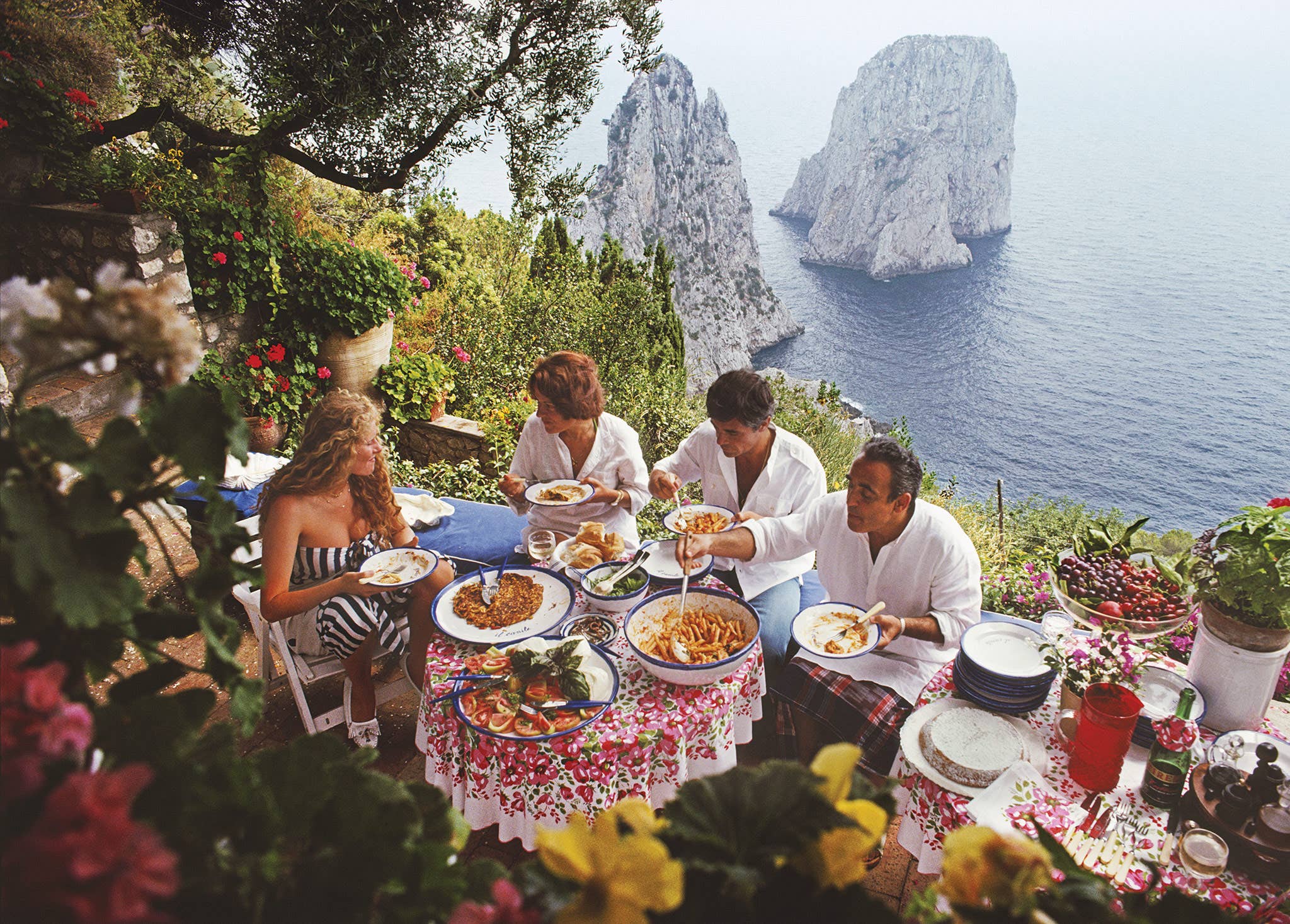 Dining Al Fresco Slim Aarons Puzzle