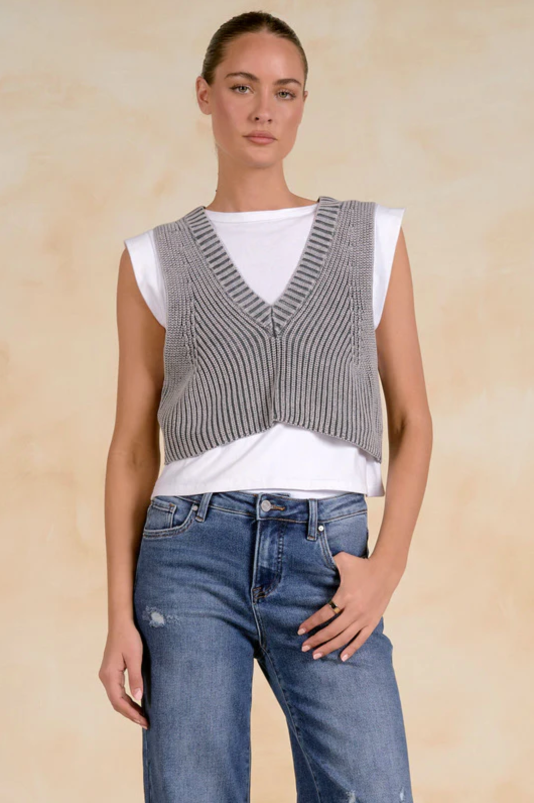 Sydney Top