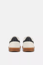Oasis Leather Sneaker