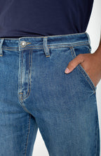 Sutton Loose Straight Jeans