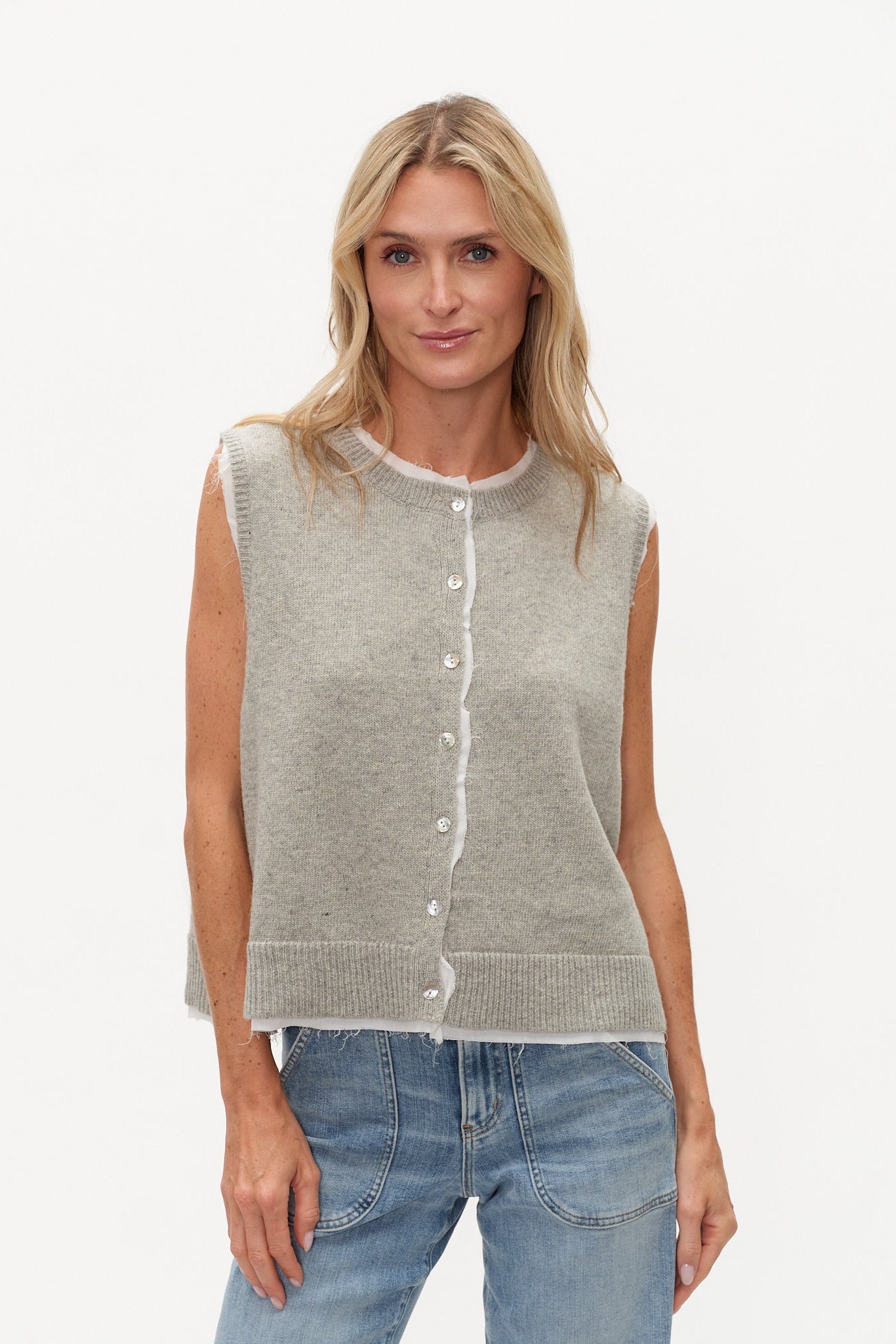 Maria Vest
